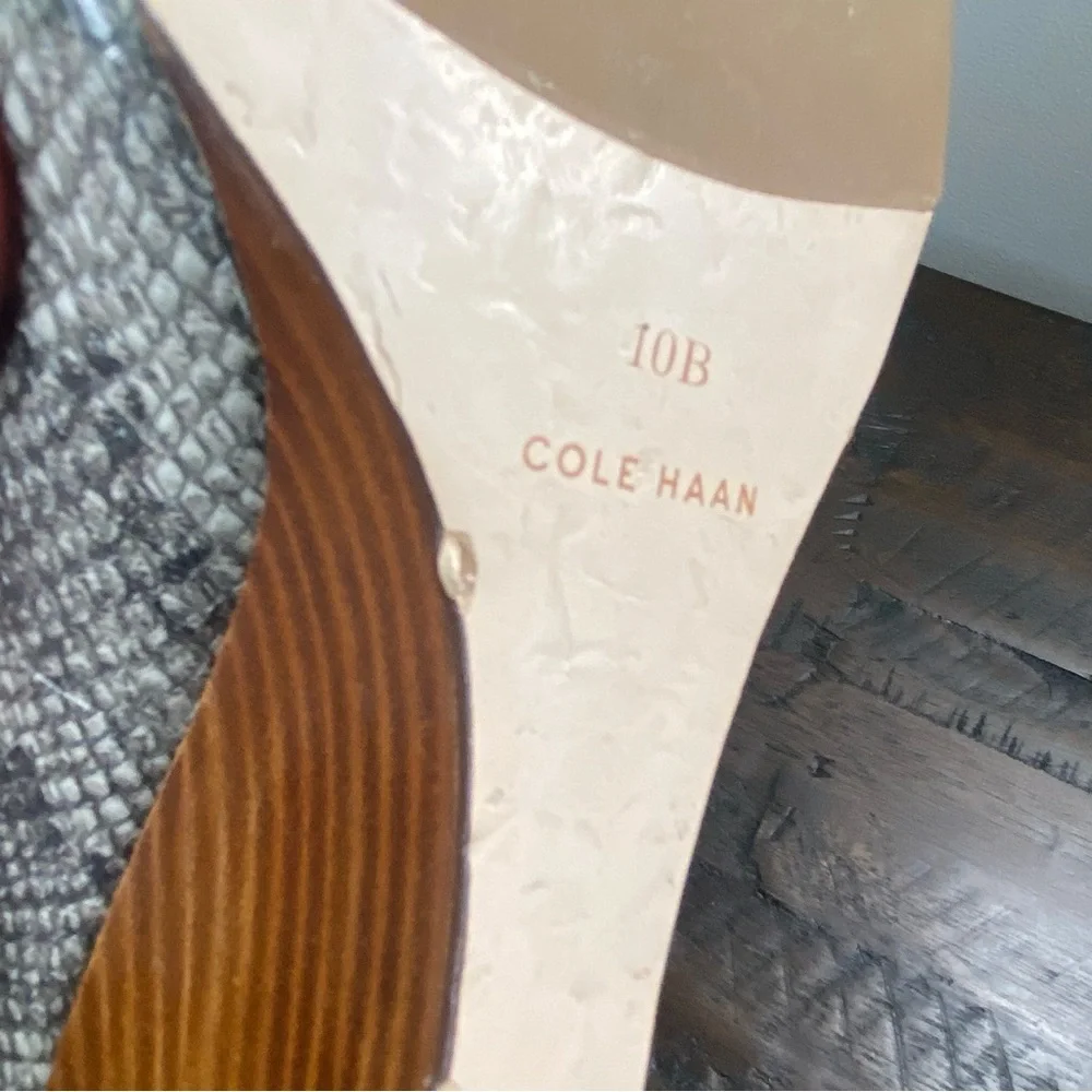 Cole Haan Grand OS Snakeskin Wedge Shoe Heel Size 10